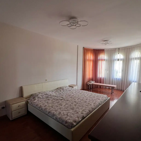 5-bedroom house in Limassol / Agios Tychonas