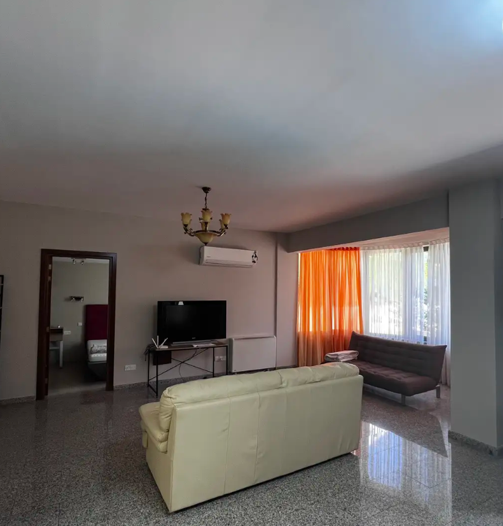 5-bedroom house in Limassol / Agios Tychonas