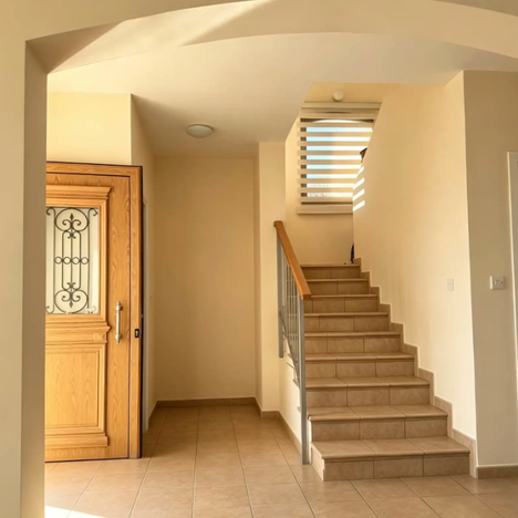 3-bedroom house in Paphos / Konia