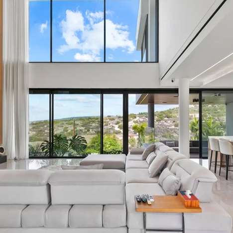 4-bedroom house in Paphos / Tala
