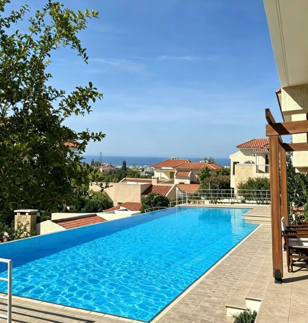 3-bedroom house in Paphos / Konia