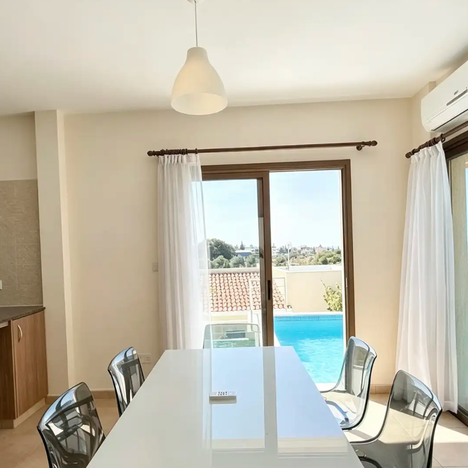 3-bedroom house in Paphos / Konia