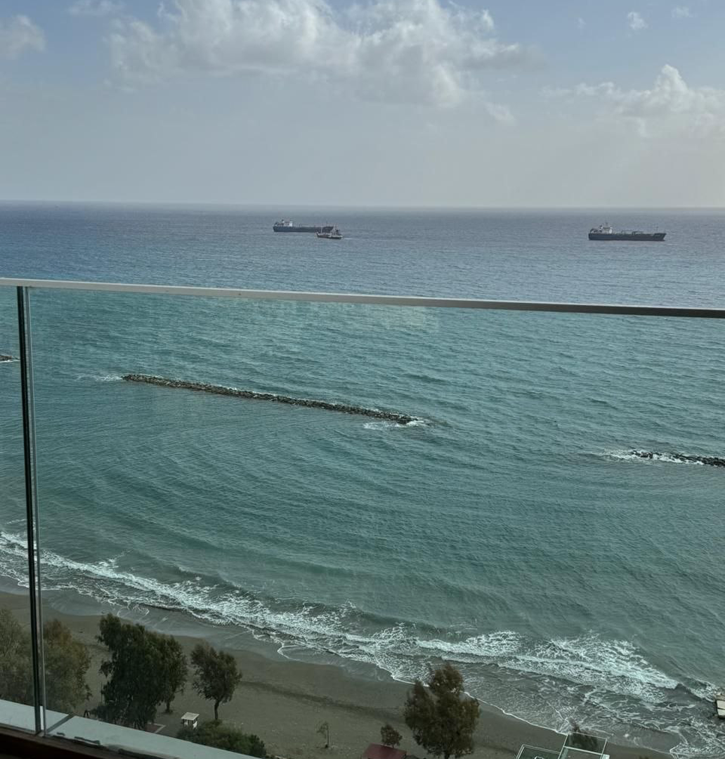 2-bedroom apartment in Limassol / Neapolis