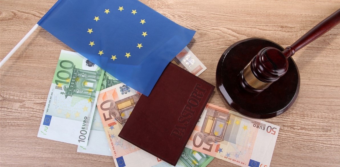 The first reactions for the abolition of an investment program in Cyprus