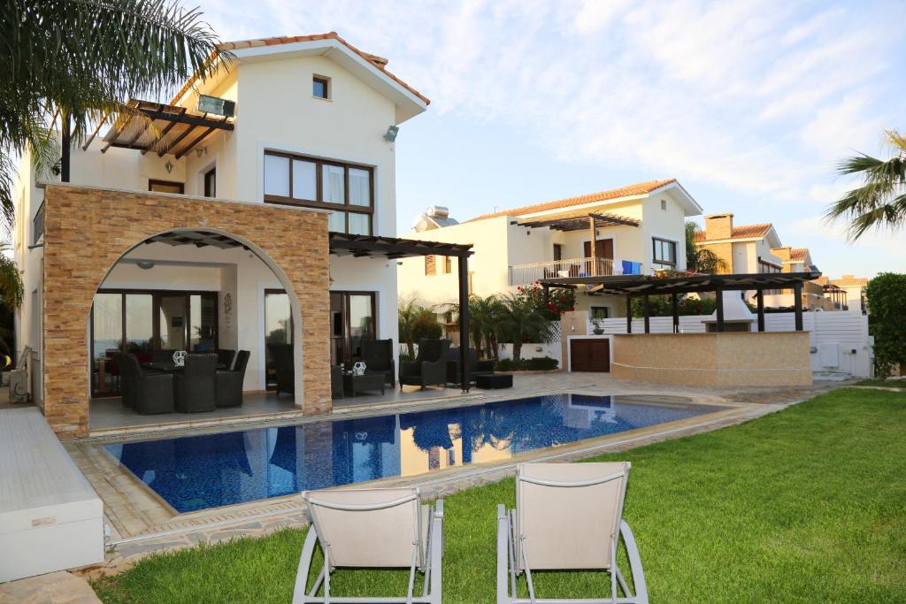 Ionion Seafront Villas