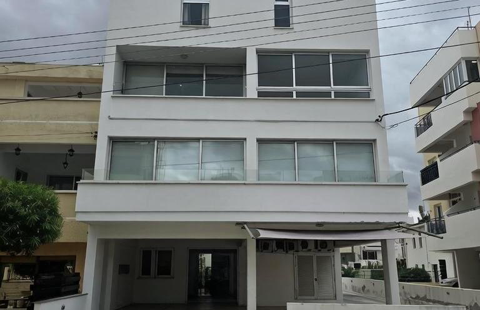 - Image 1