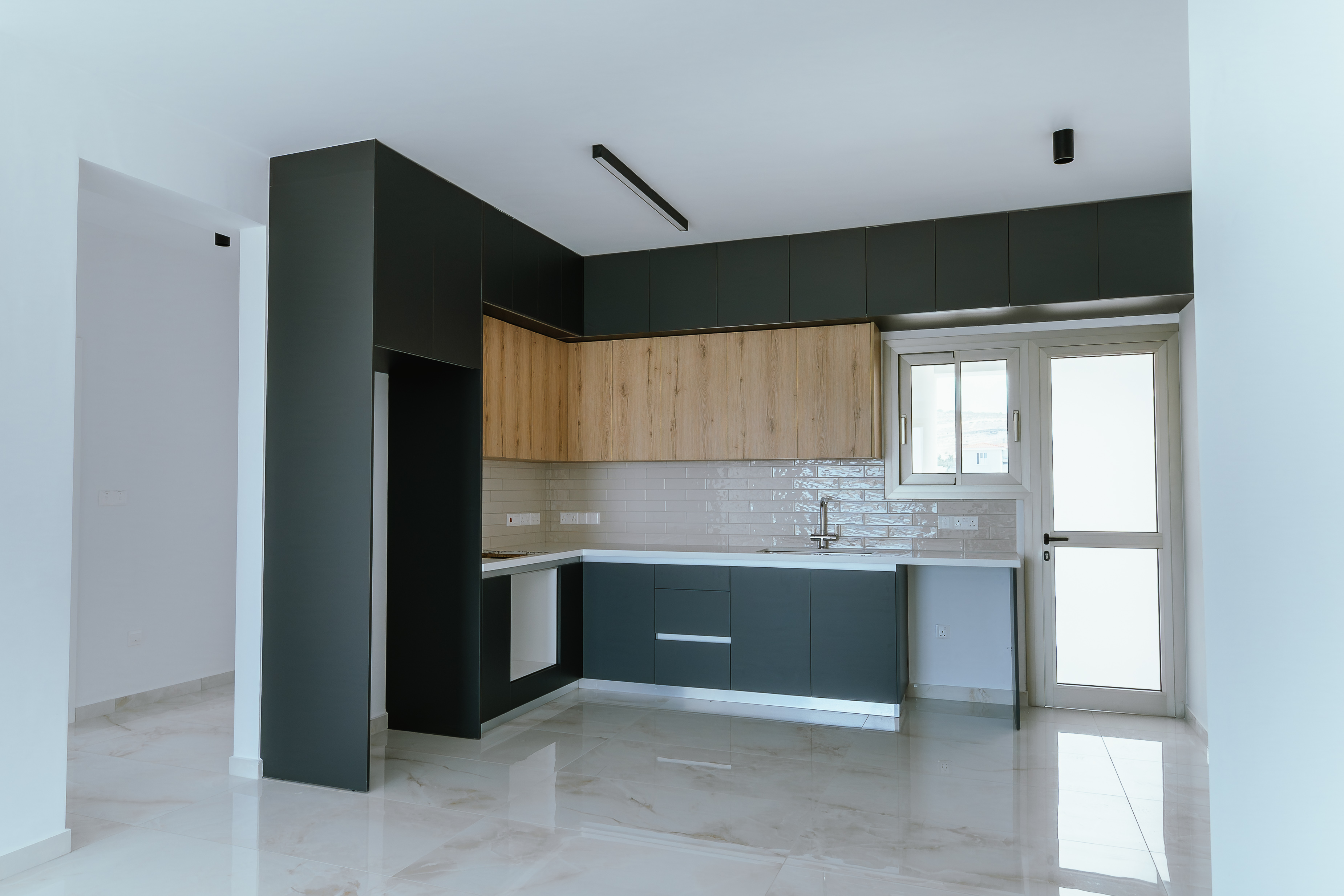  - Image 1
