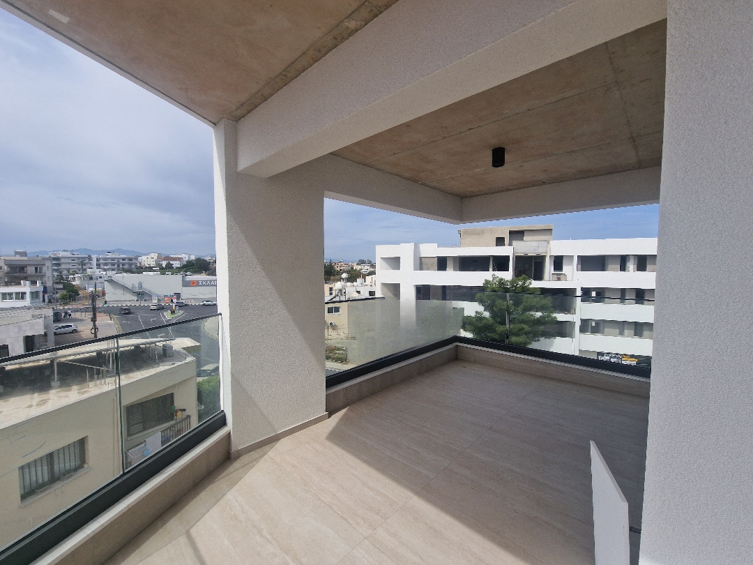 - Image 1