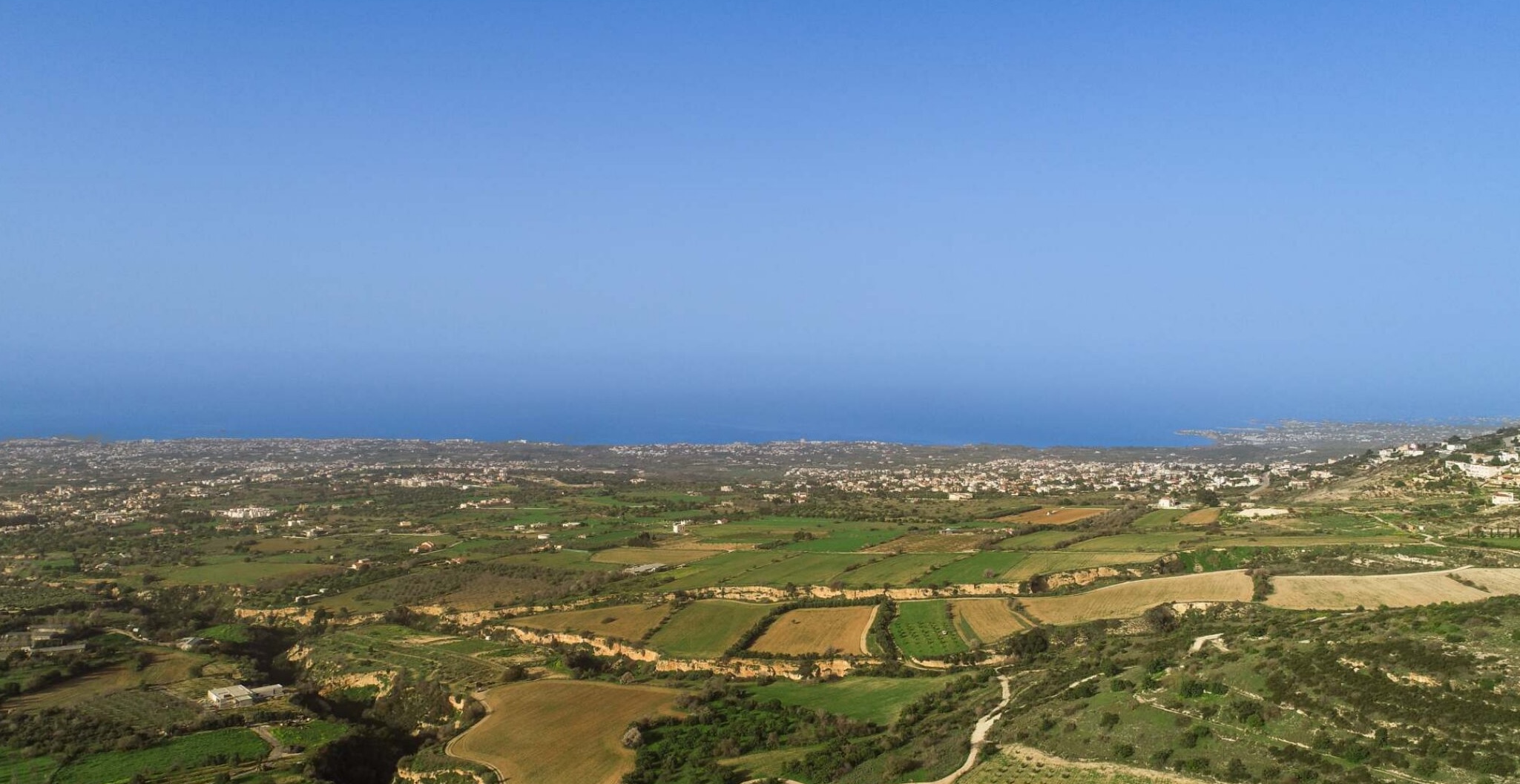 Houvartas Plots