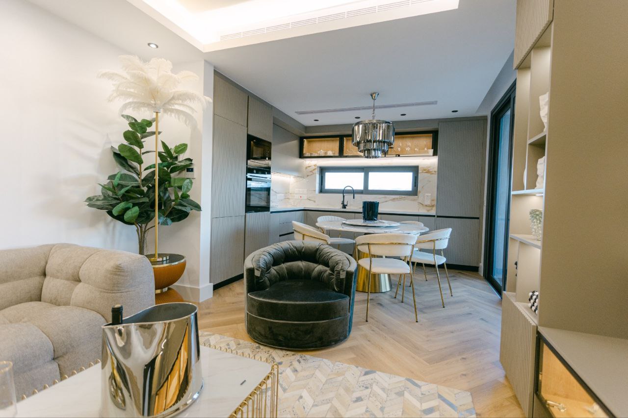 Easy Living Home