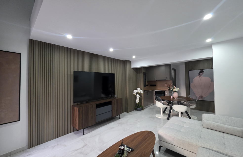 - Image 1