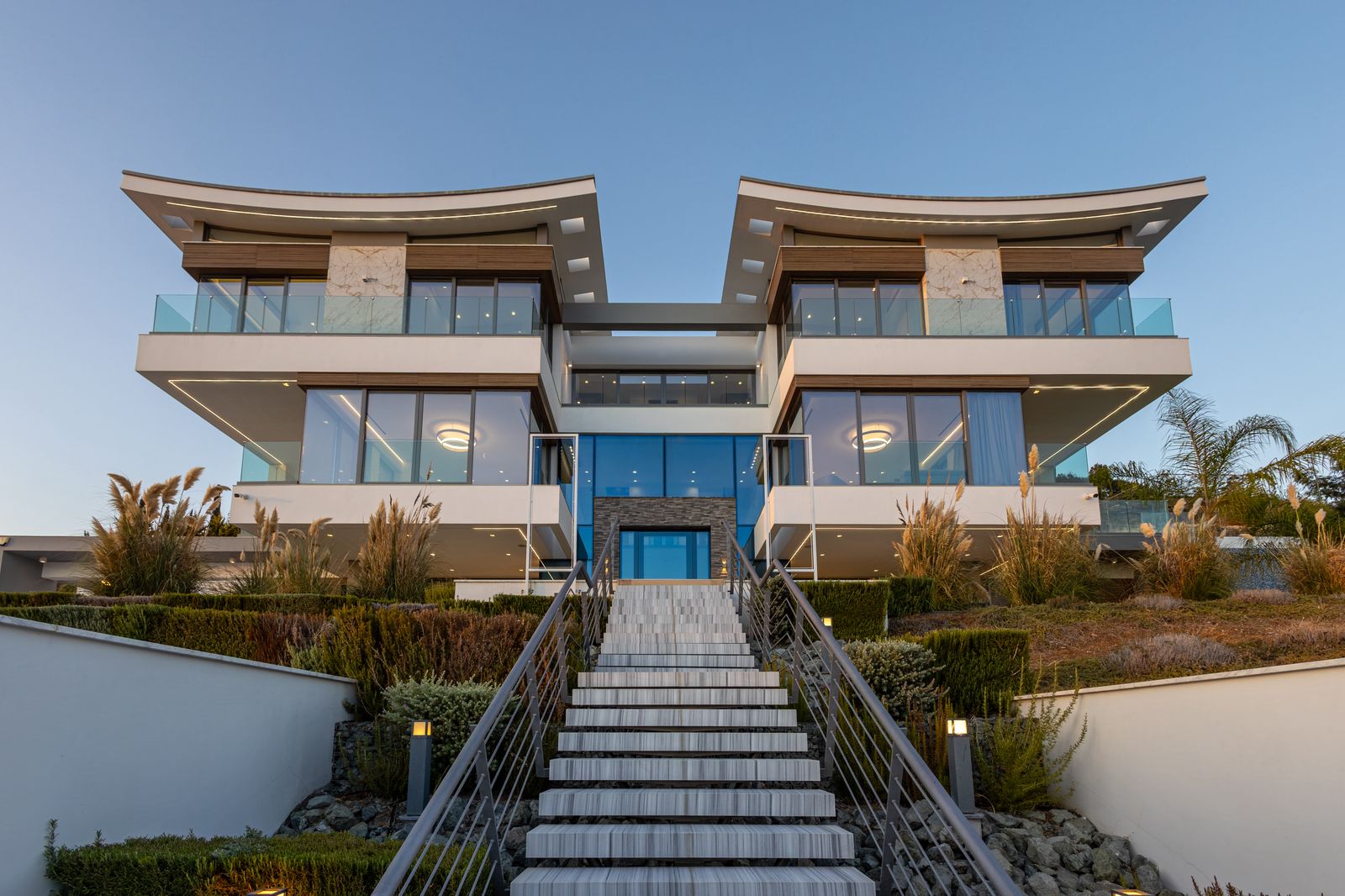  - Image 1