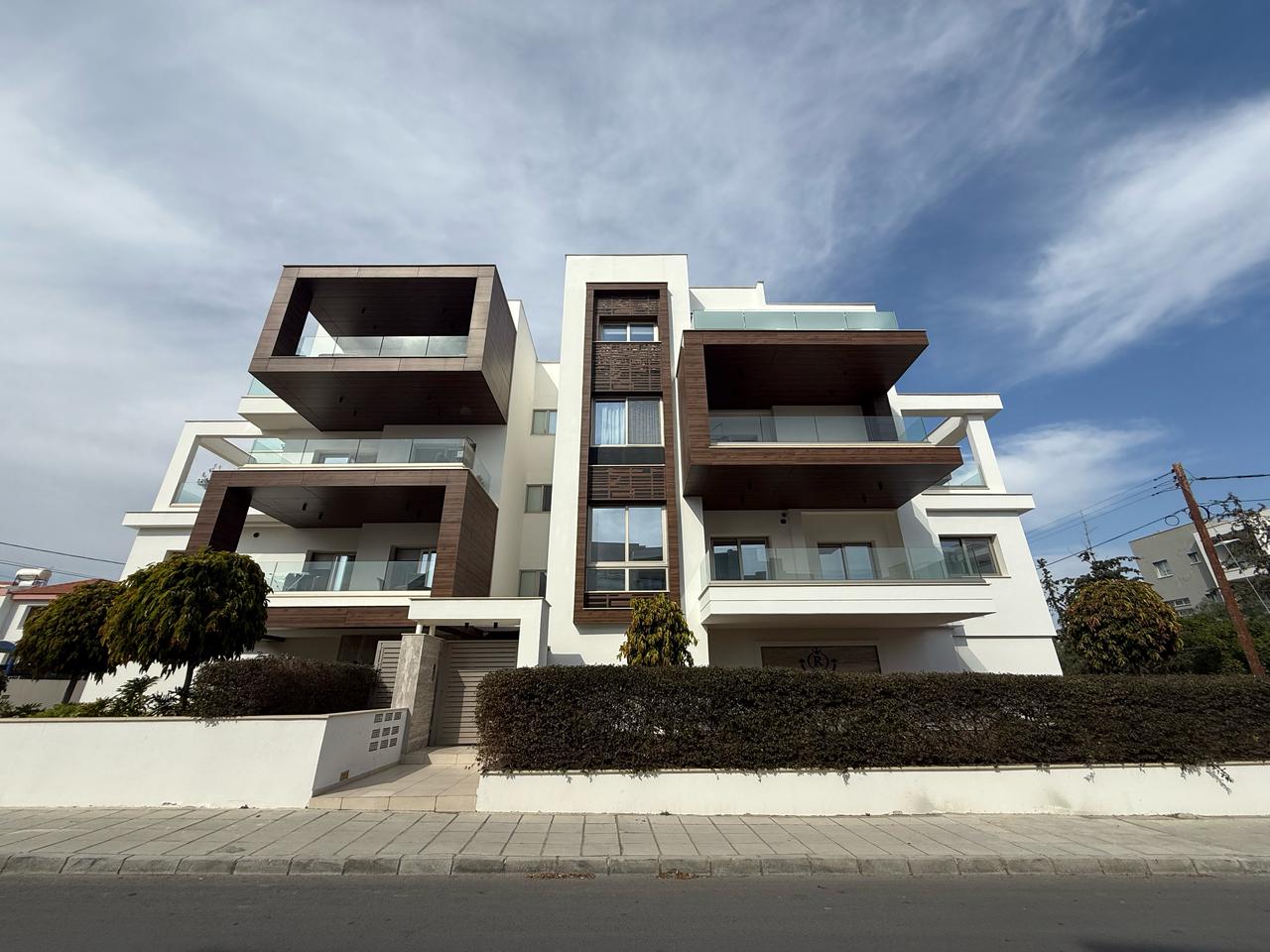 - Image 1