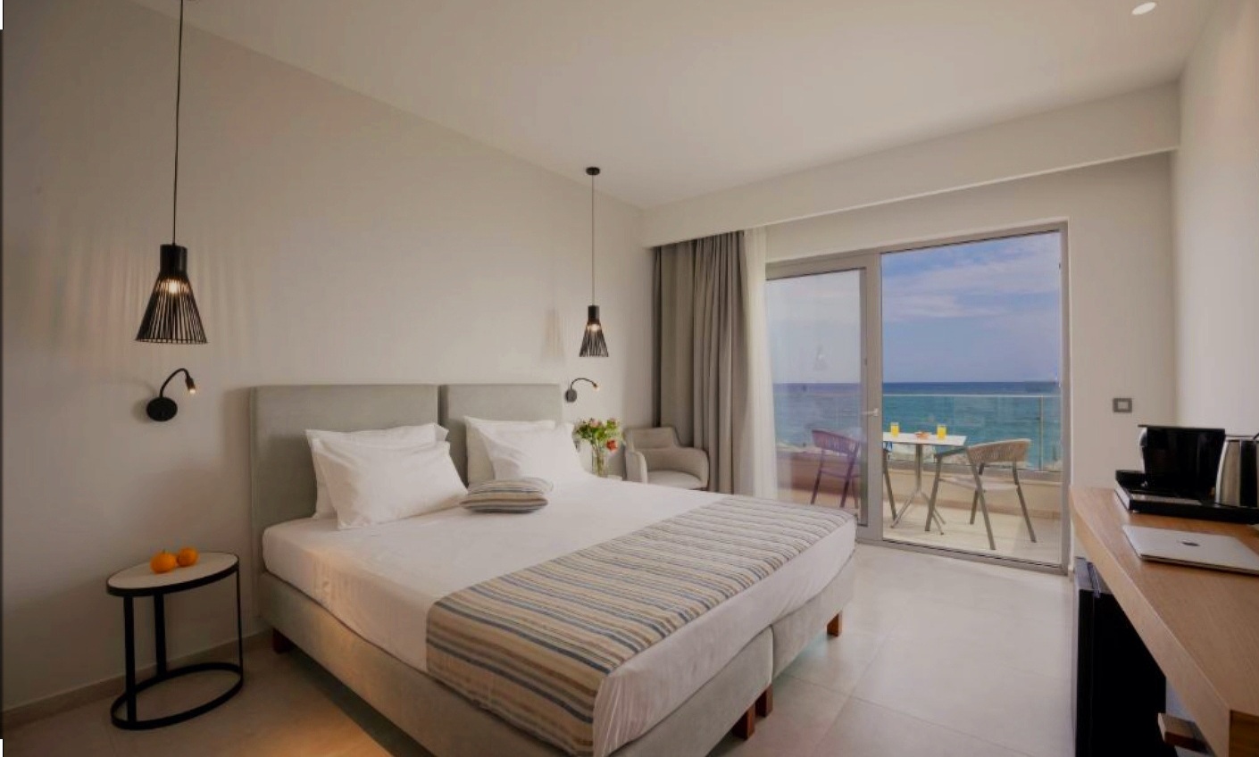 Veronica hotel