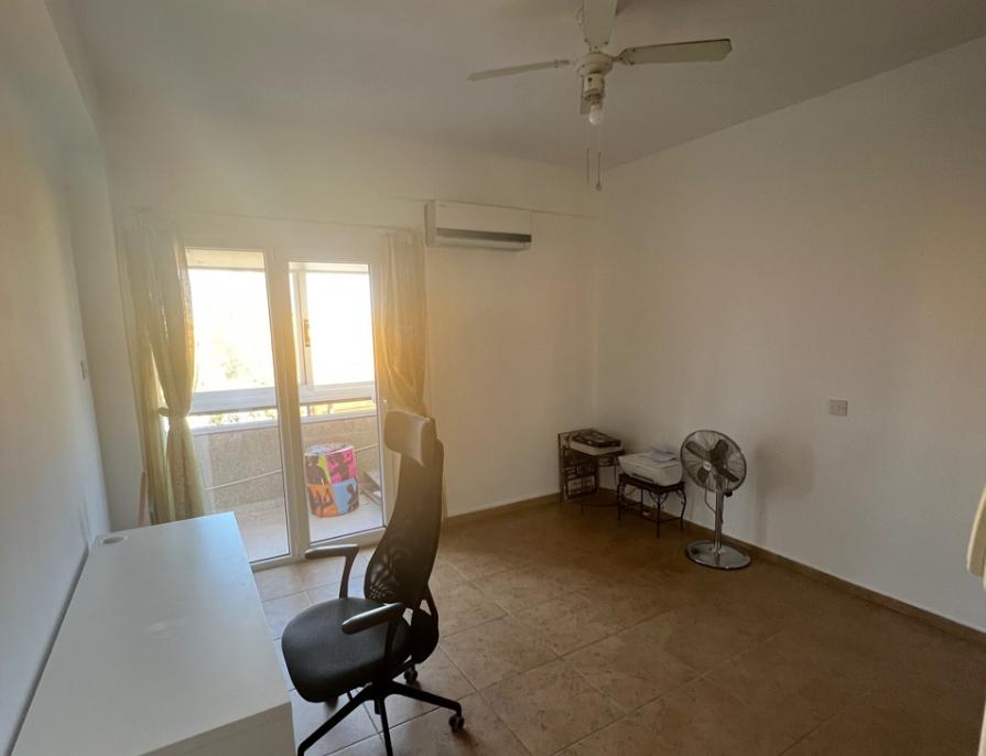 Deana Beach Apartments