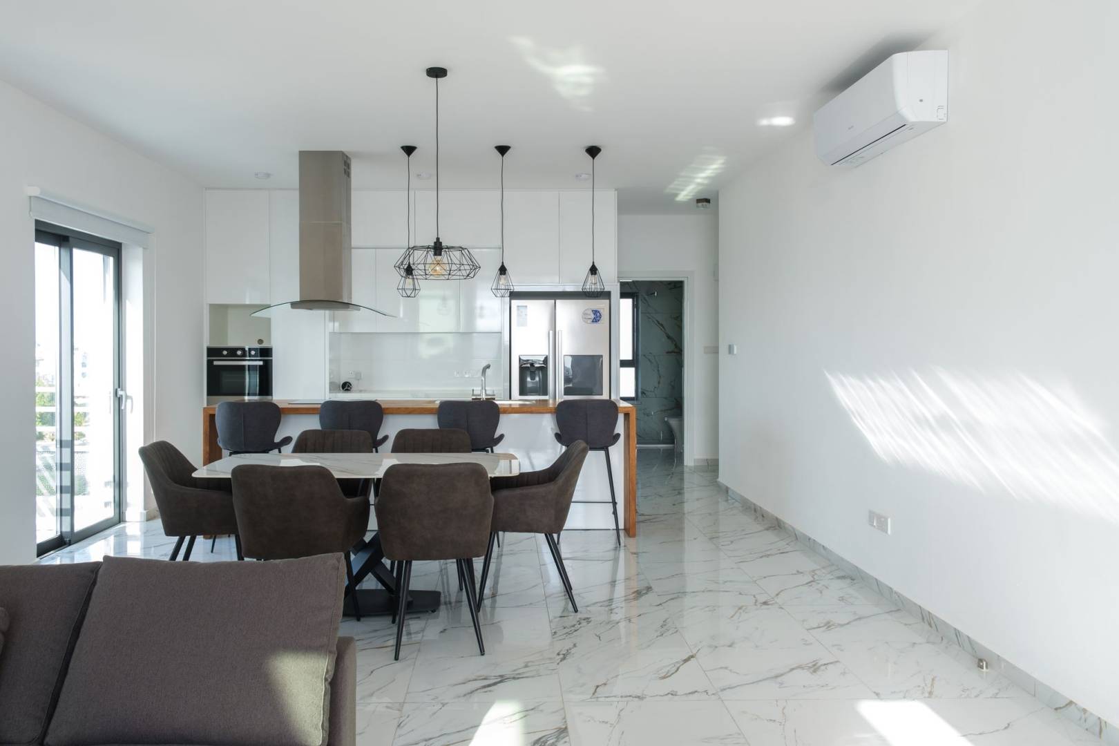 AJAMI court III