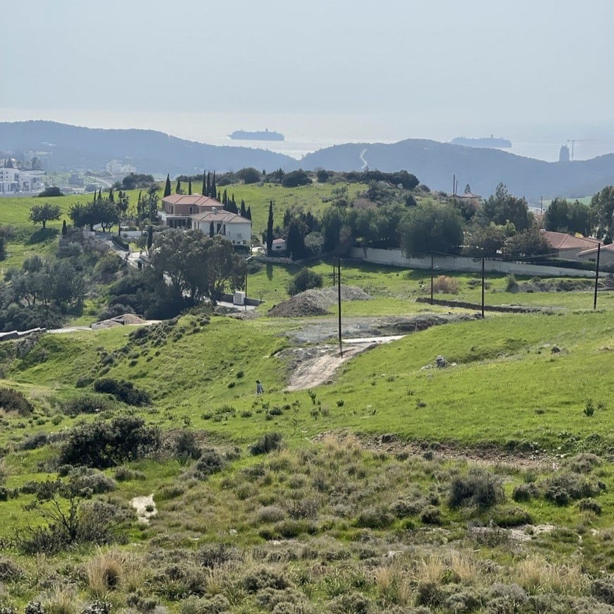  - Image 1