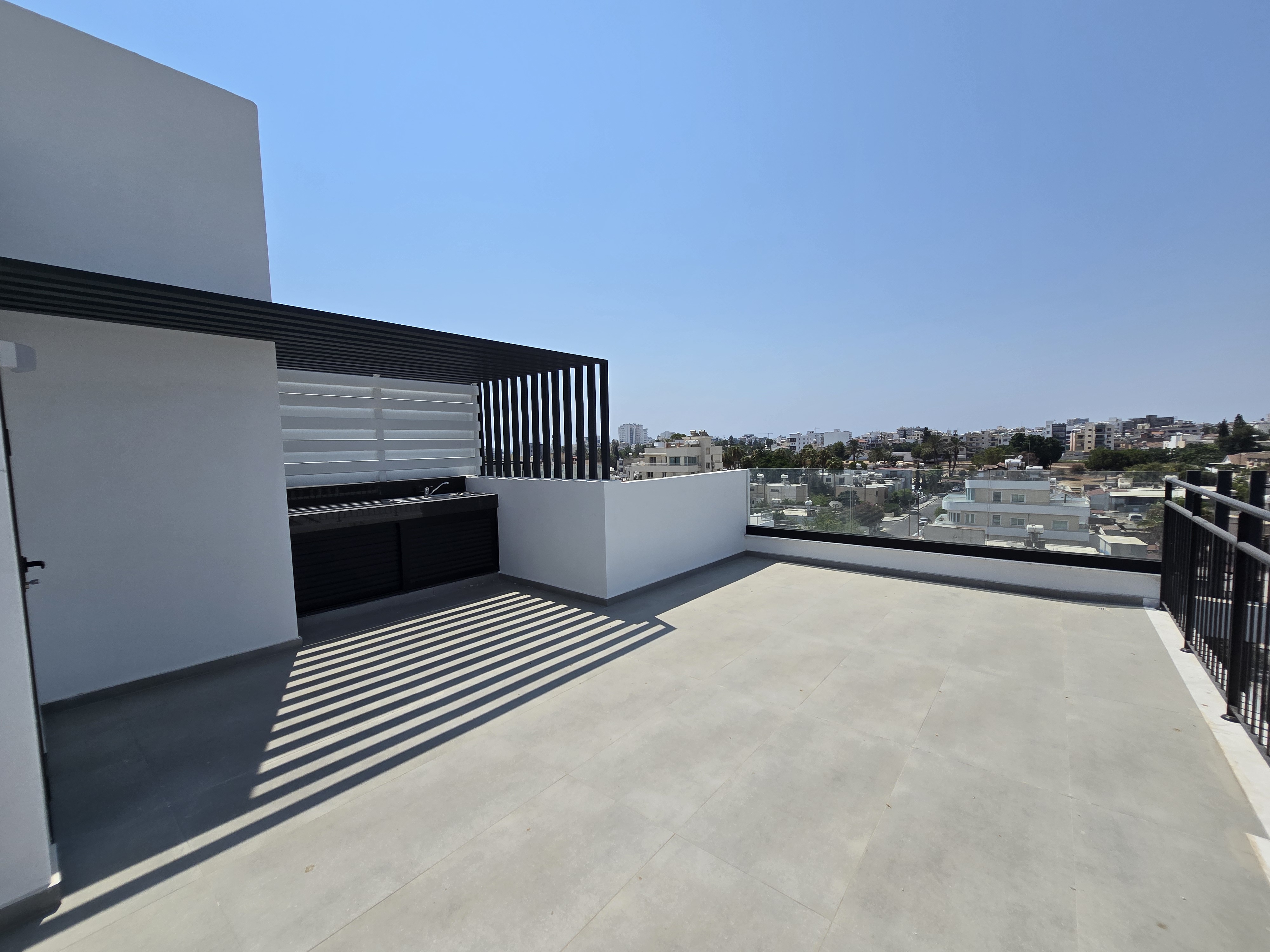  - Image 1