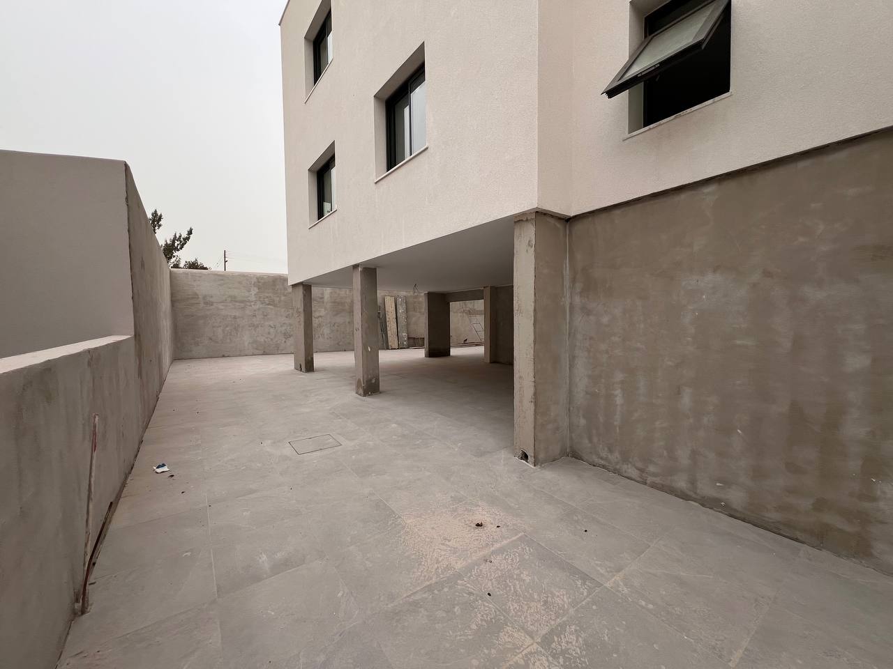  - Image 1
