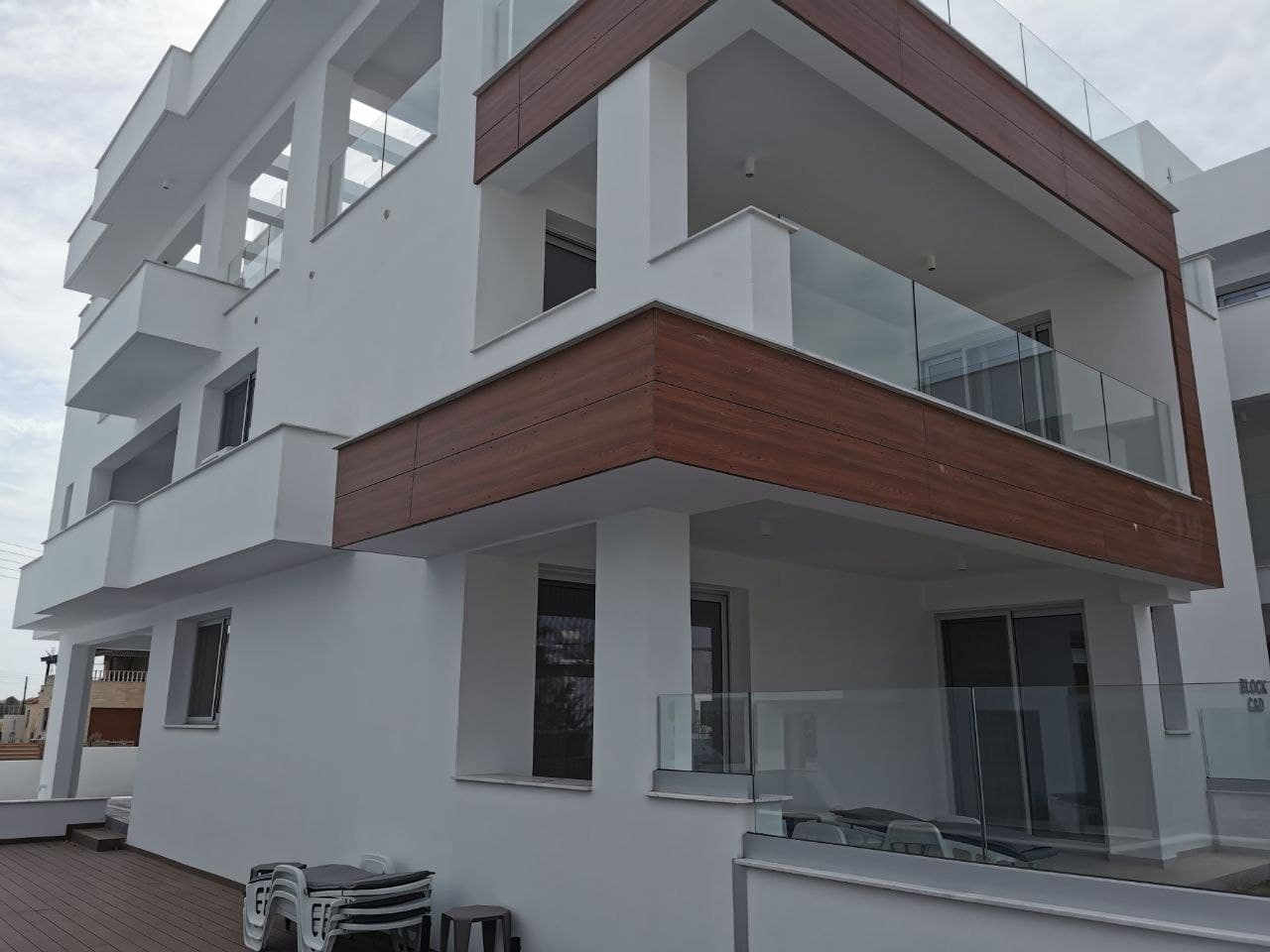 Plus 15 Tamara Gardens