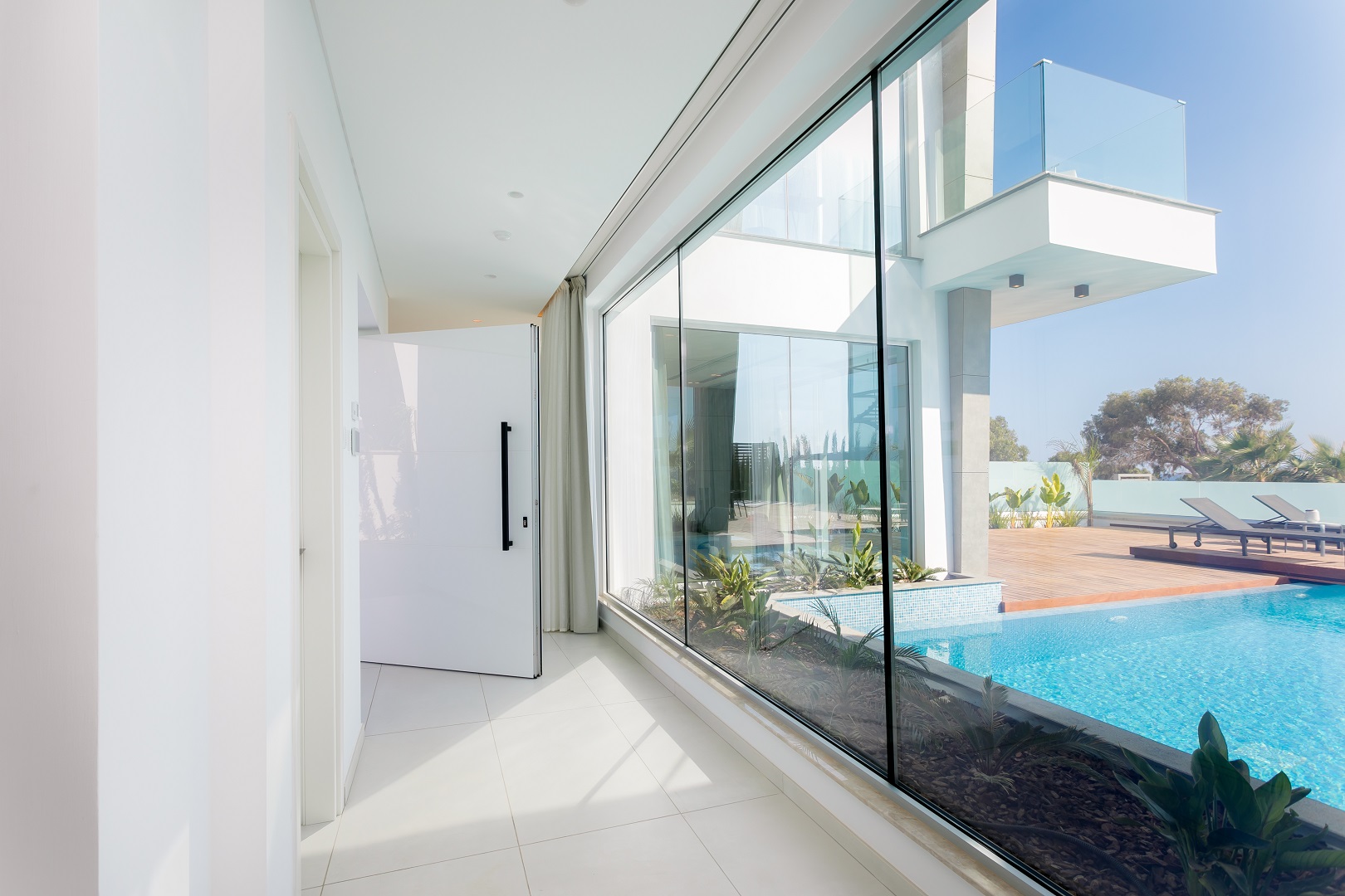 Neso Villa