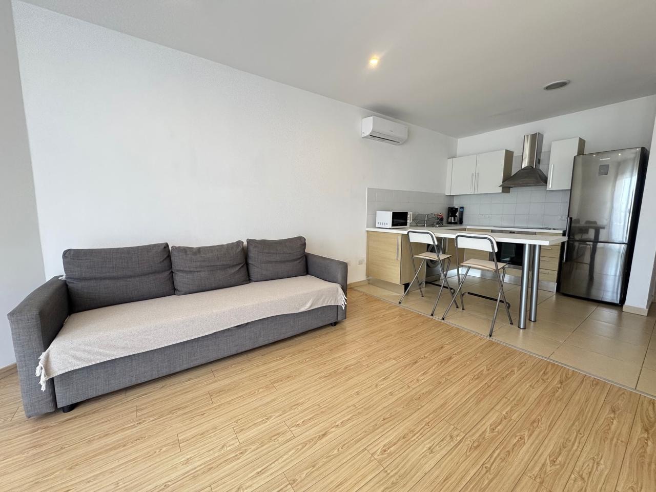 - Image 1