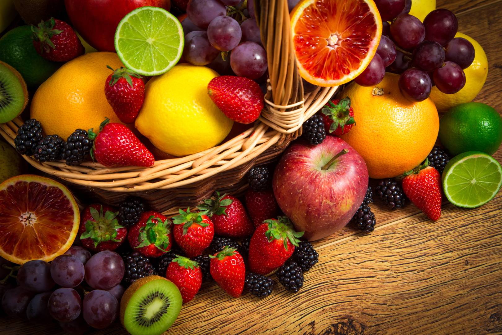 Fruits in Cyprus: variety in seasons and tastes