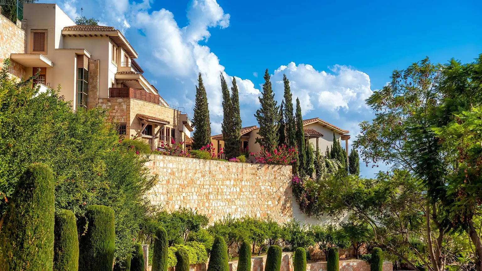 Third country nationals less likely to buy property in Cyprus