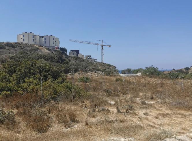 - Image 1