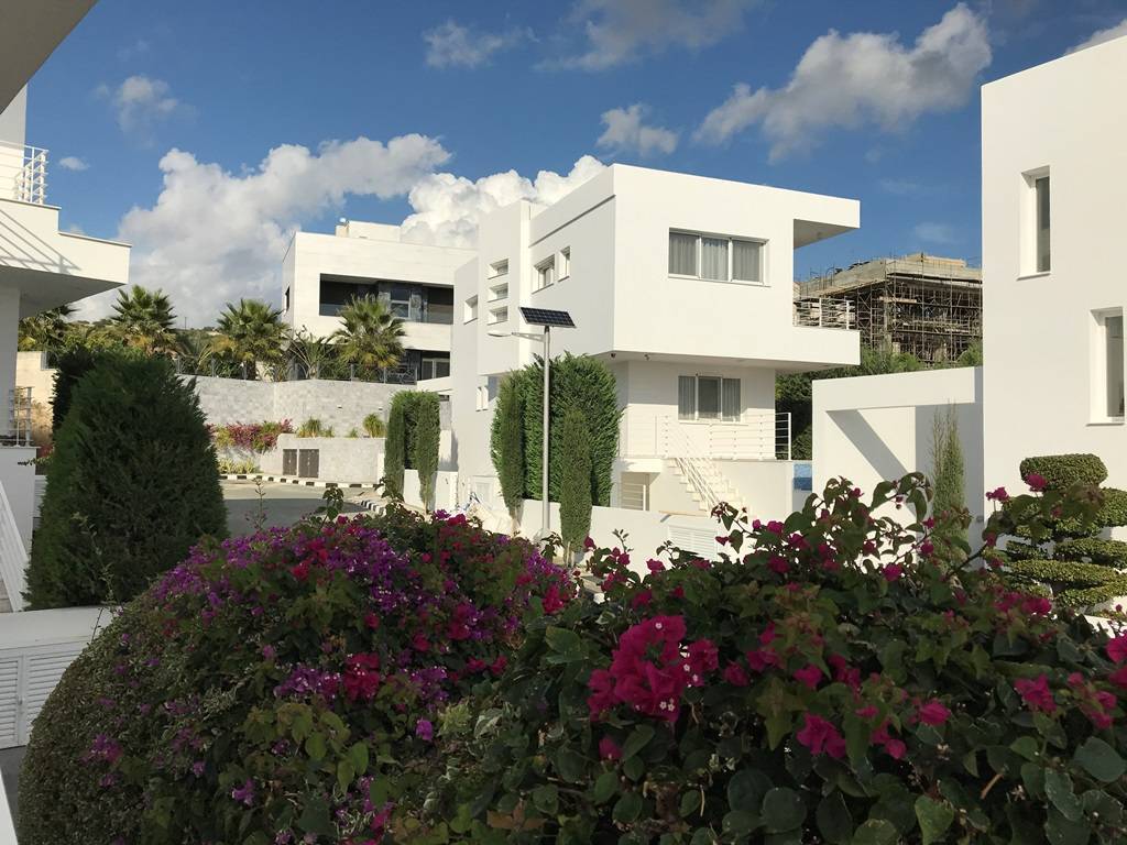 Roussos Villas
