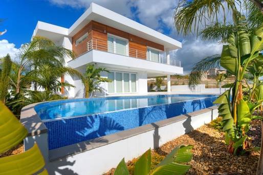 Roussos Villas