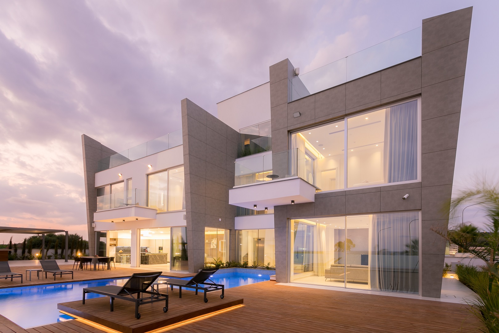 Neso Villa