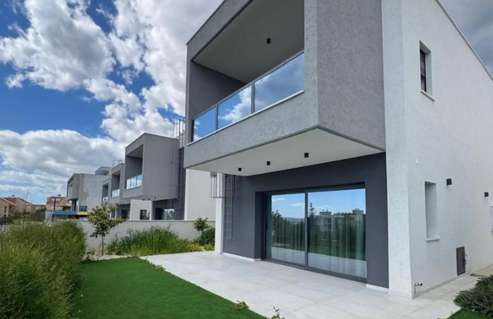  - Image 1