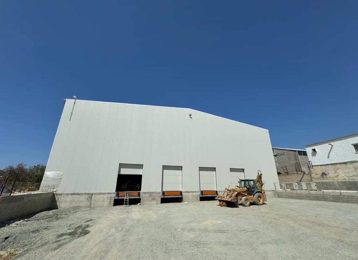  - Image 1