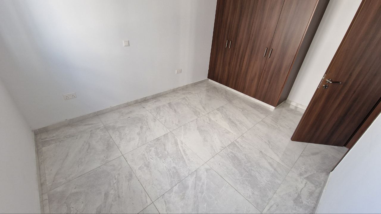 Ria Court 62