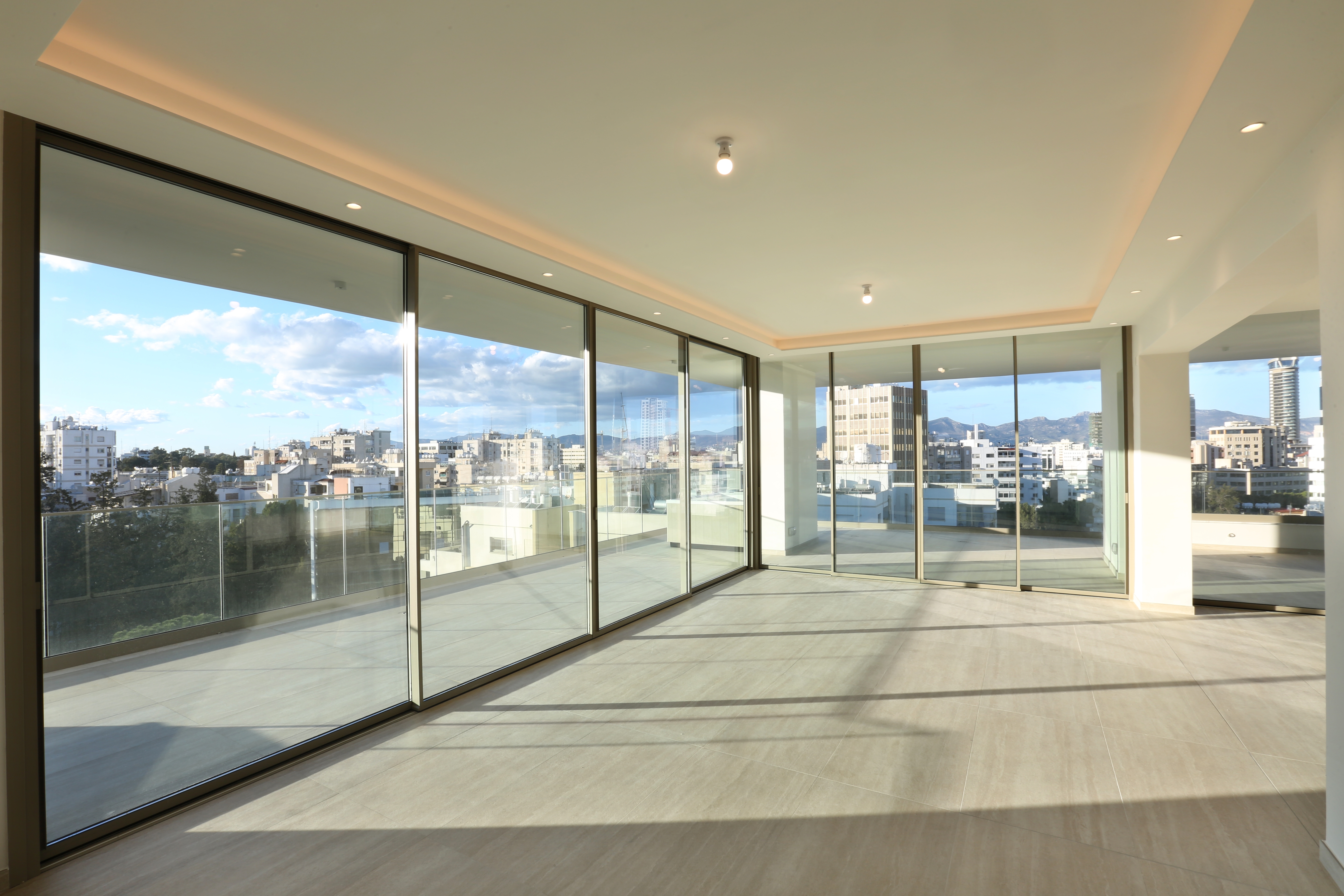  - Image 1