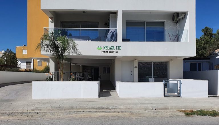 Nelaza