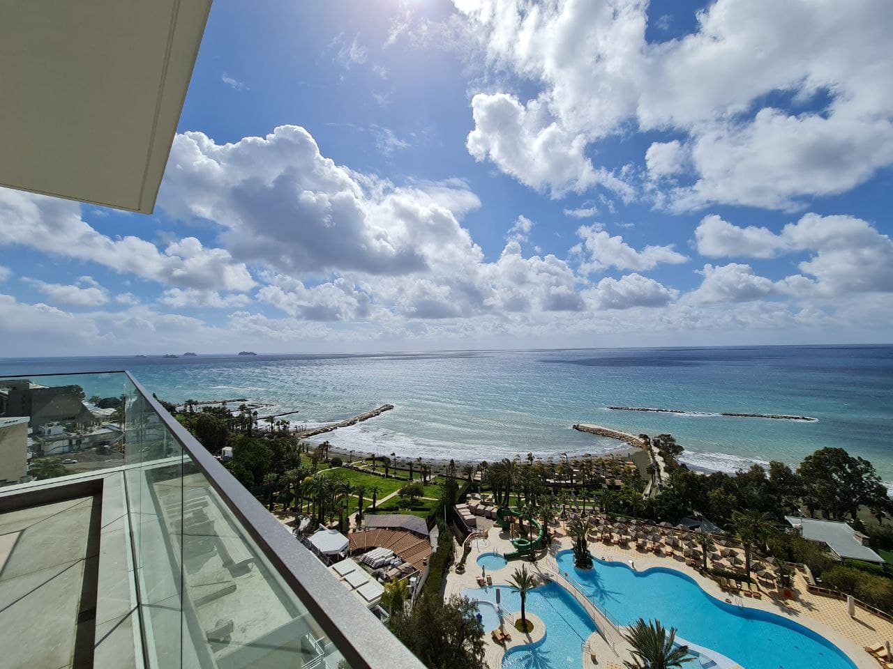 - Image 1