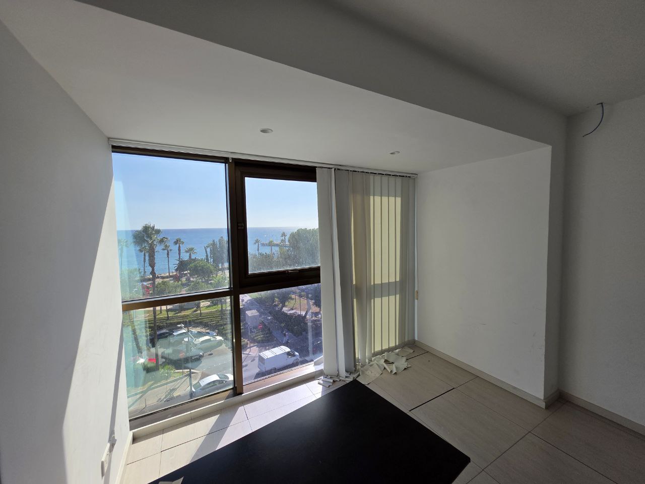  - Image 1