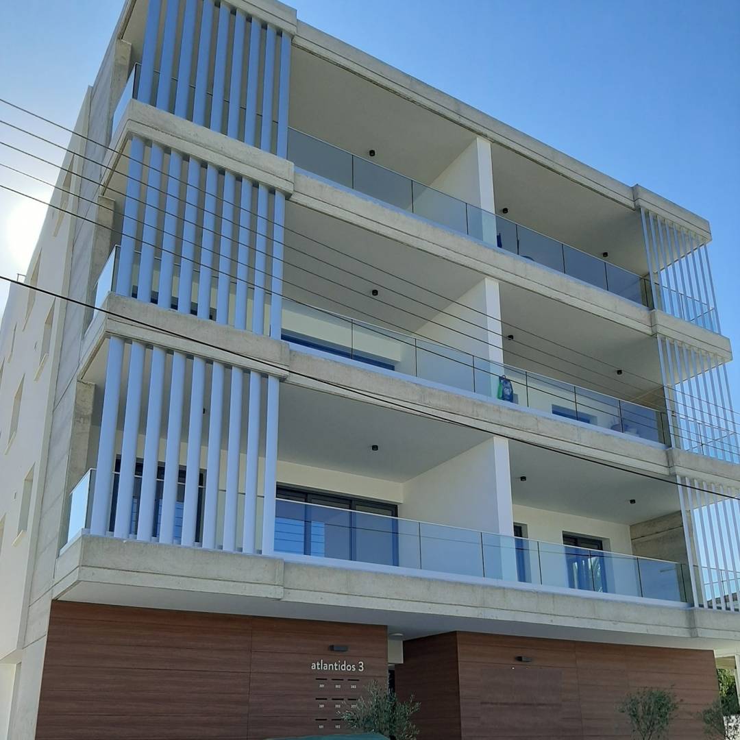 Vlachou Residence