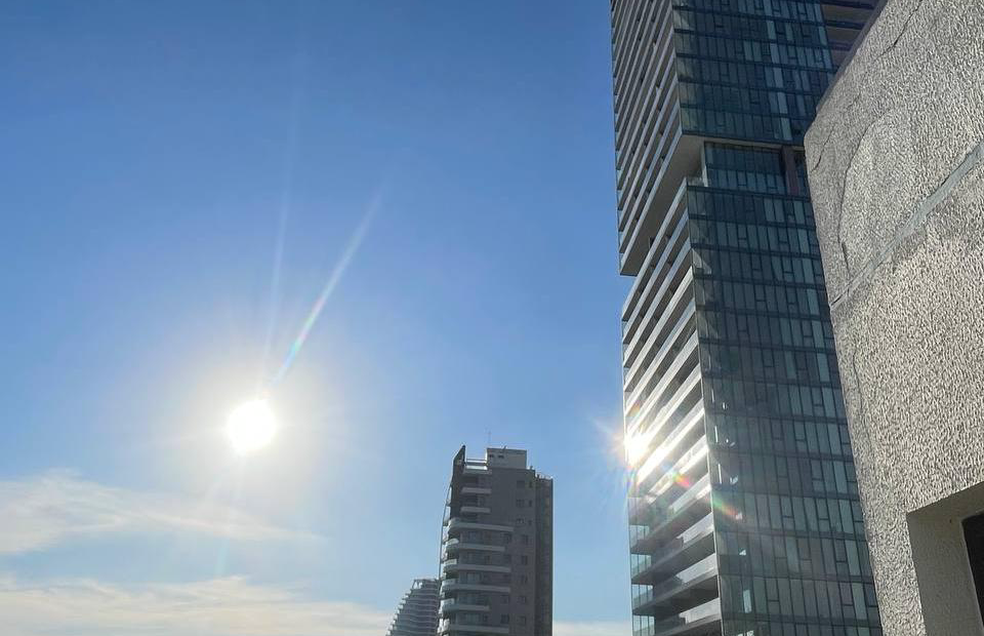 - Image 1