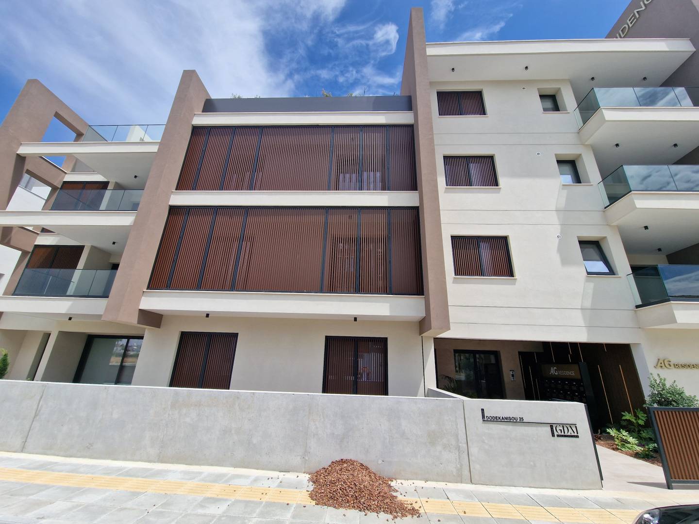 AG Luxury Residence