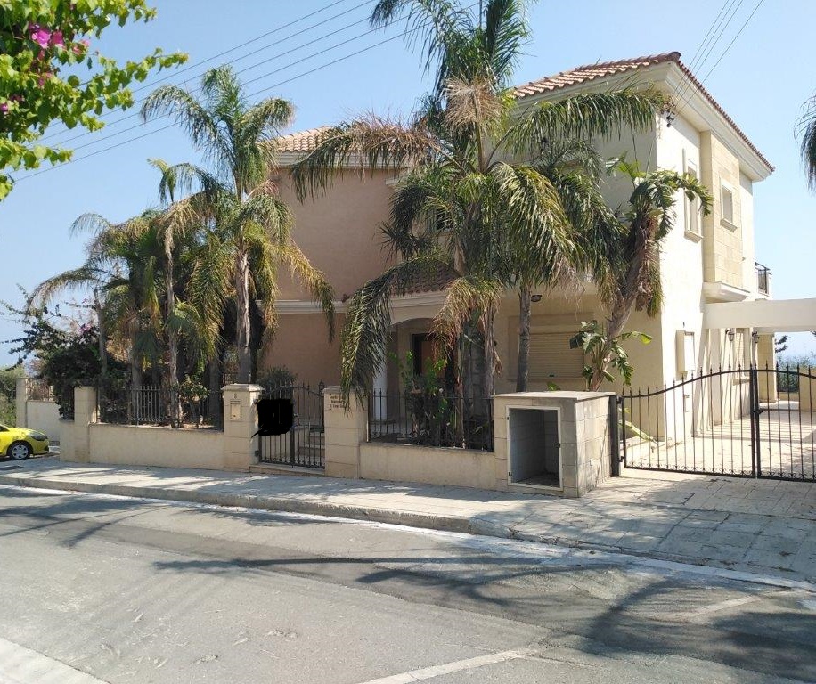 Golden View Villas