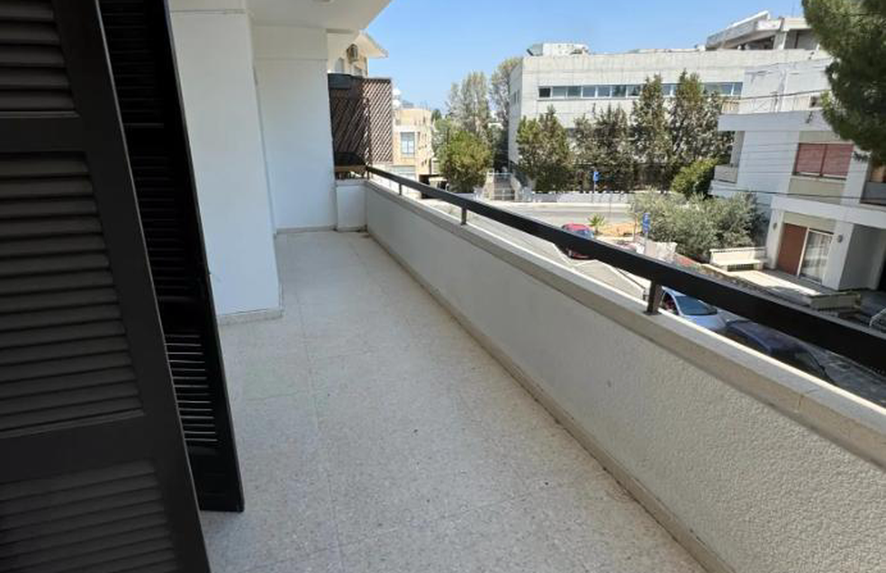  - Image 1
