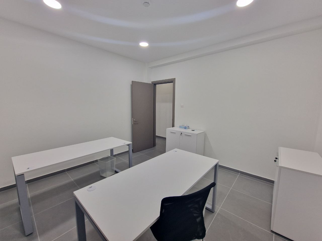 Business Center Neas Engomi