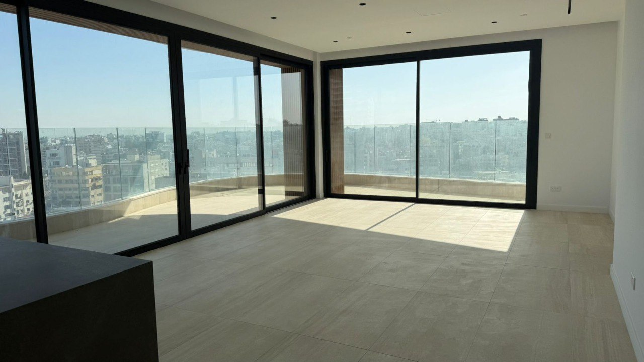- Image 1