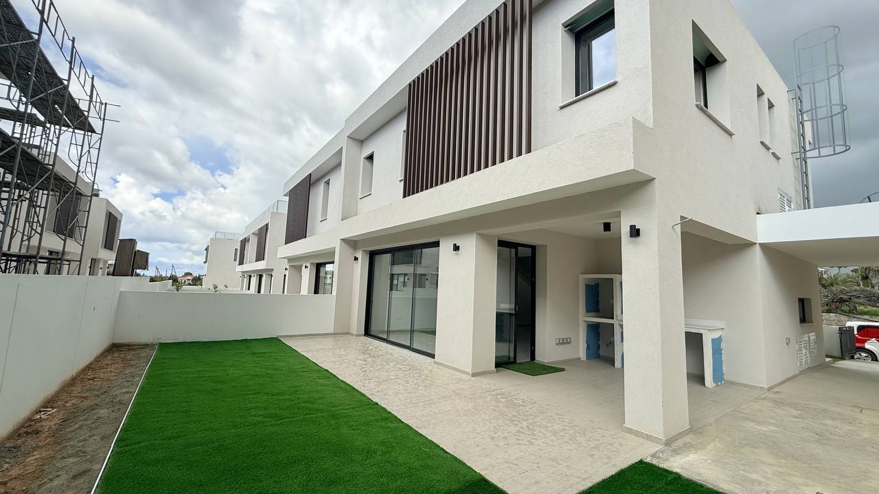 - Image 1