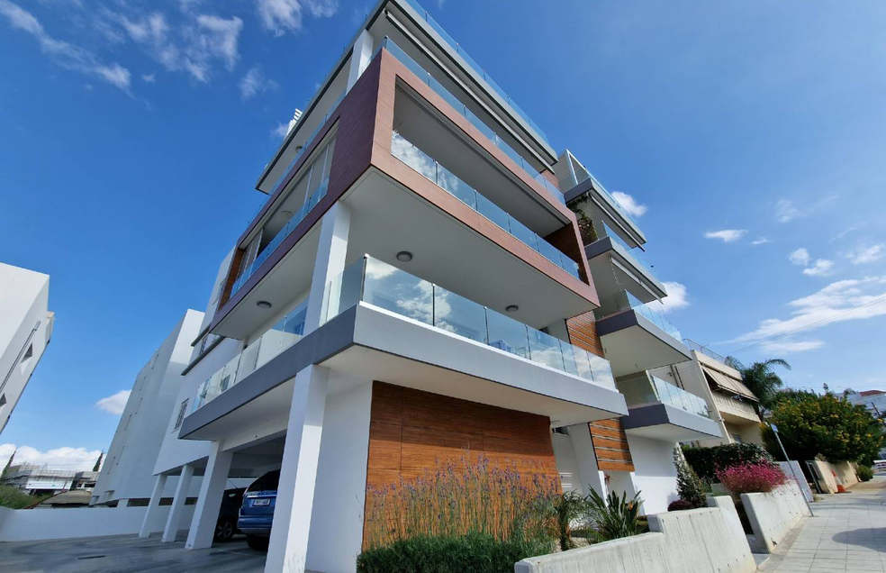 - Image 1