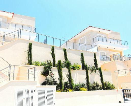 Selini Houses