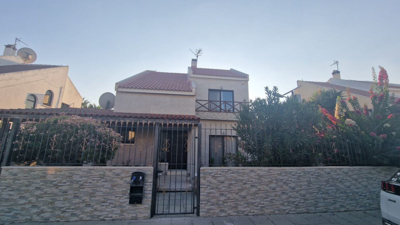  - Image 1